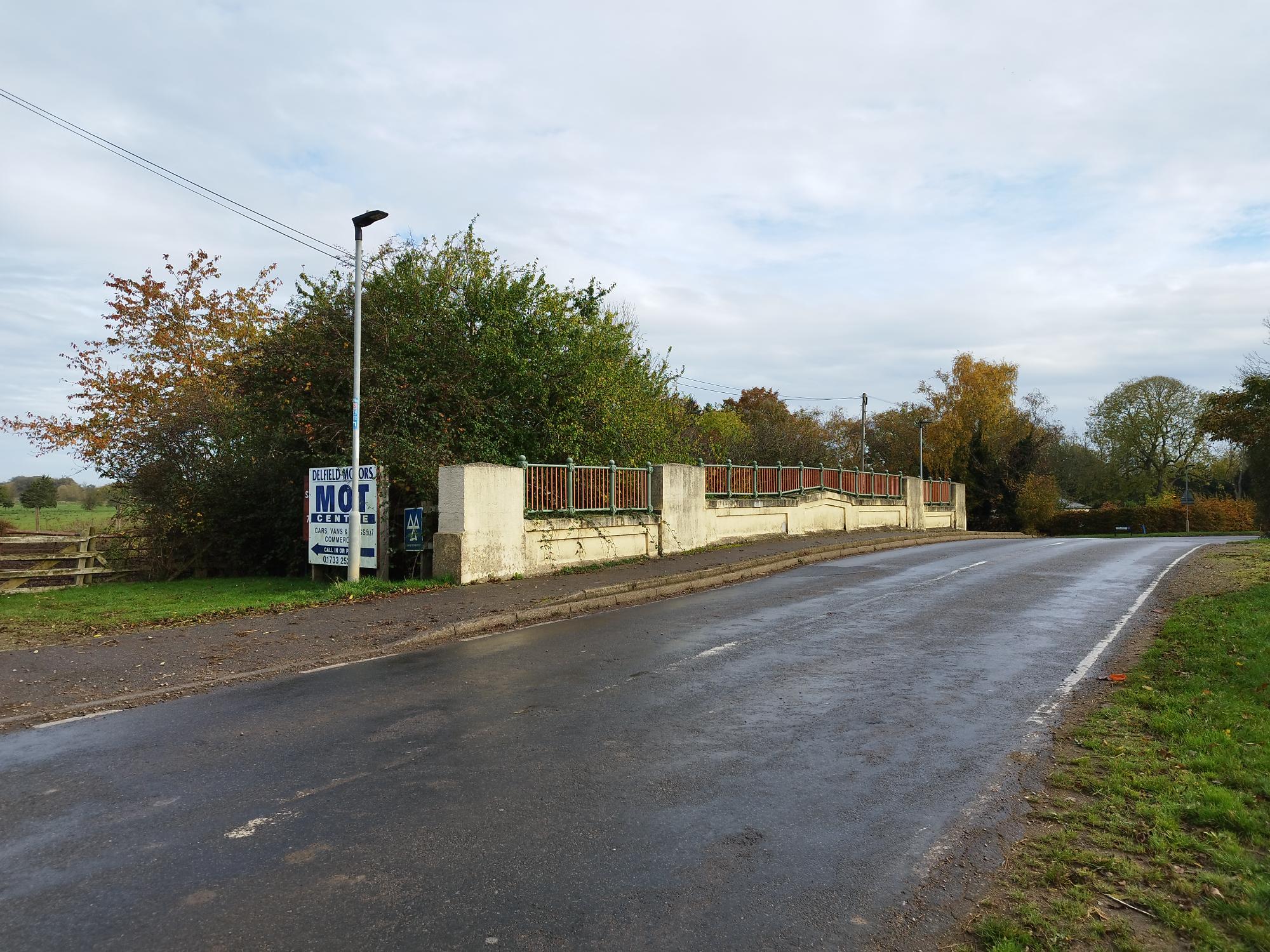 Help needed to paint Folly Bridge
